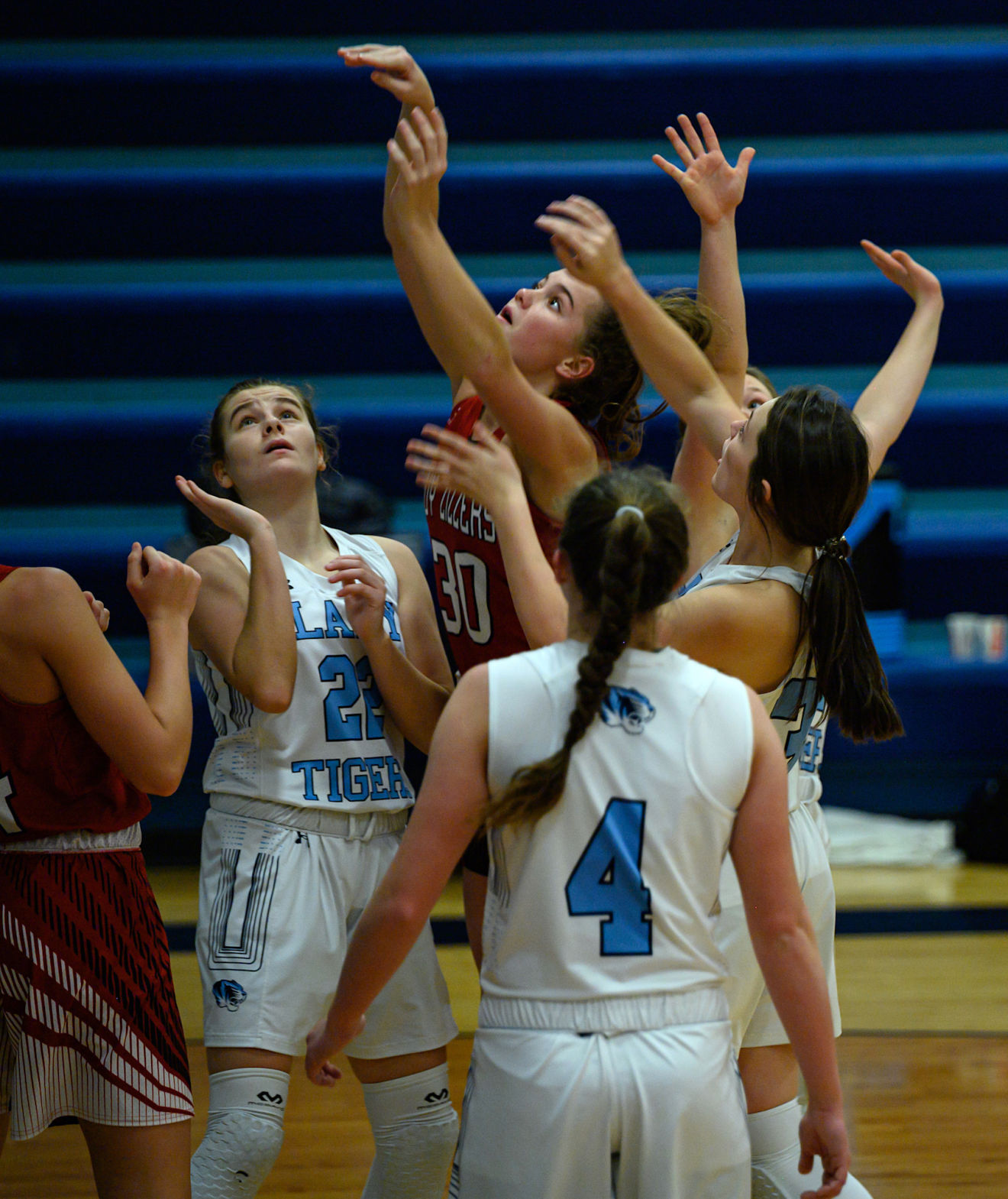 SalemLadyTIgersWestPlains20(11of38).jpg